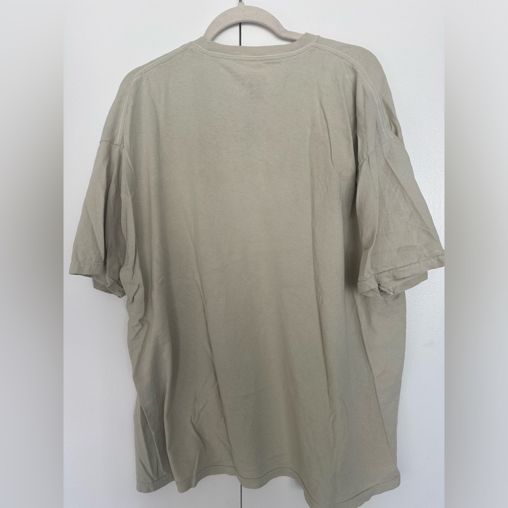 Graphic Tee - Picture 4 of 4
